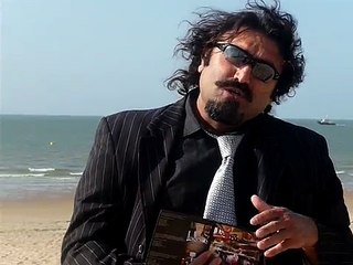 INANILMAZ BIR SES! KULAKLARINIZA INANAMAYACAKSINIZ ! UNE VOIX A COUPER LE SOUFFLE !