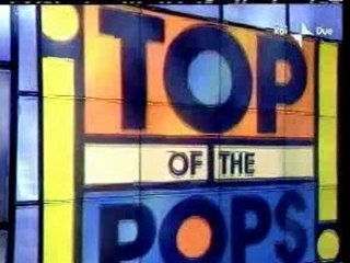 Alizee - LIVE 2000 @ Top Of The Pops - Moi lolita