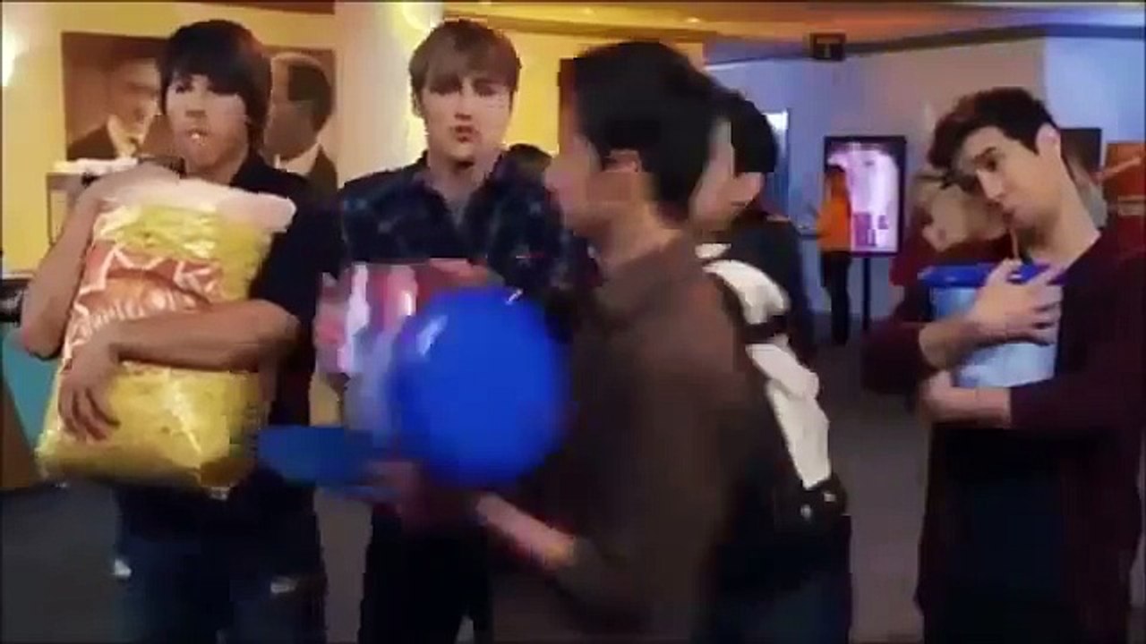 Big Time Rush-Bloopers and Funny Moments