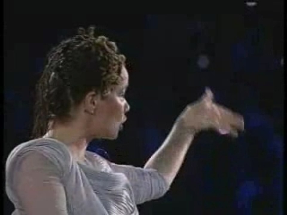 Bjork Oceania Performance at Olympics 2004