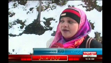 Tourist Enjoy Snowfall Miandam Swat swatpost