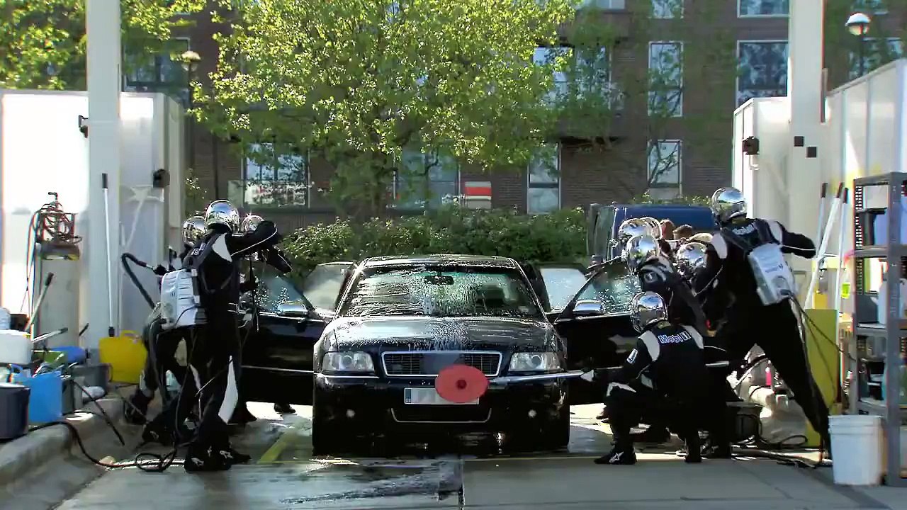 extraordinary car wash