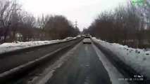 (RFT) Subaru Impreza slides on icy road-Impreza дрейфа обледенелой дороге