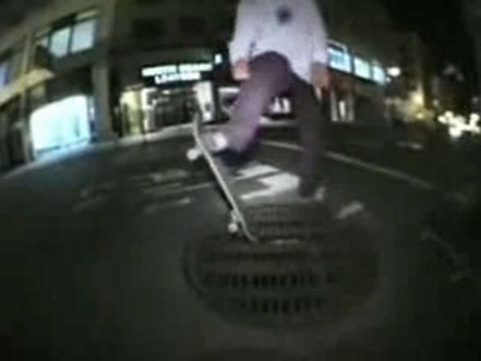 /!\ amateurs de skate  /!\ compilation de chutes