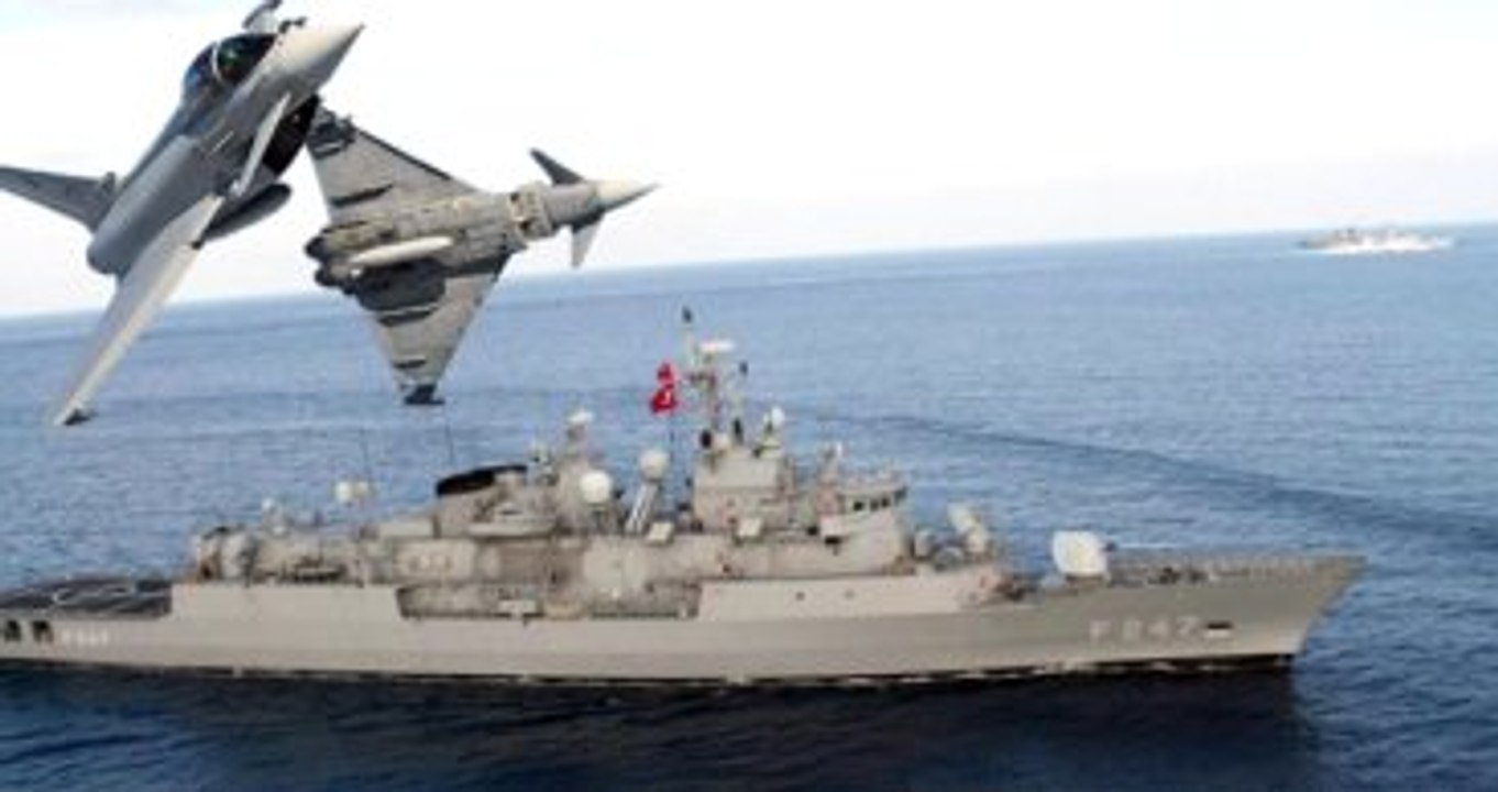 Rus Uzman: Türkiye ve Rusya Savaşın Eşiğinde