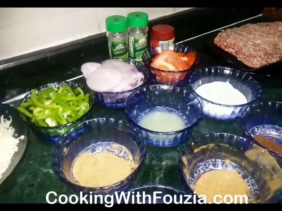 Mince Pizza Tikka flavor ( Cooking With Fouzia )