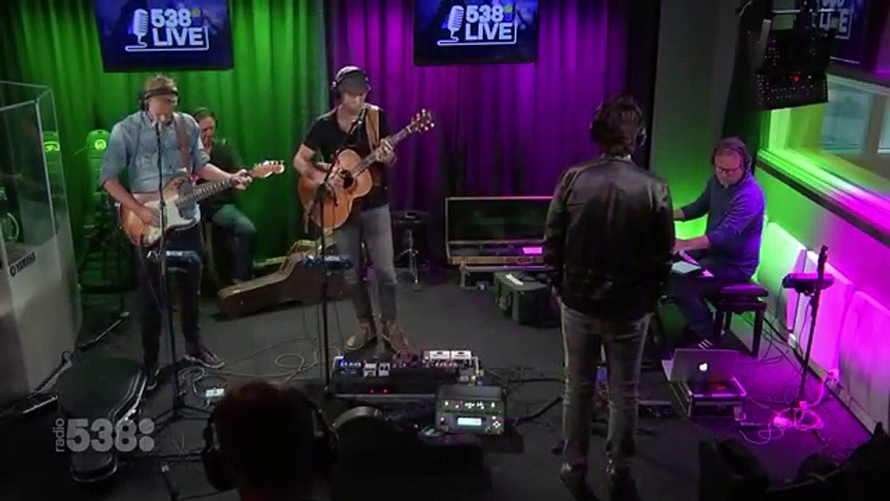 3Js - Dan Ben Jij Weer Hier (live bij Evers Staat Op) (720p Full HD)
