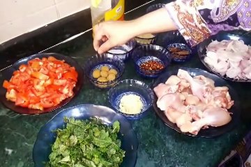 Chicken Karahi Briyani ( Cooking With Fouzia )