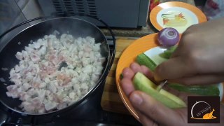 طريقة عمل قوارب الكوسة بالدجاج والبشاميل - How to Make Zucchini Boats with Chicken and Bechamel