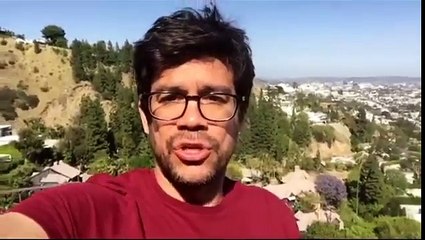 Tai Lopez and his Basketballs