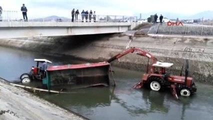 Osmaniye Traktör Sulama Kanalı Uçtu