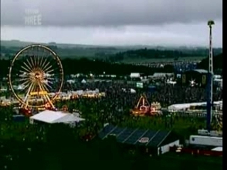 RHCP -  Dani California (T-InThePark 8-07-2006)