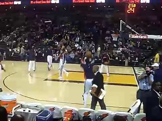 GOLDEN STATE WARRIOR WARM UP SHOTS!!!! VS CHARLOTTE 2/1/08