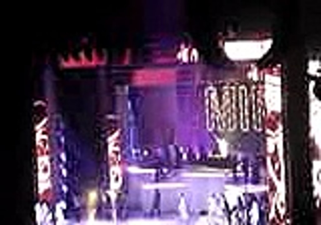 Mariah Carey More Than Just Friends @ Madison Square Garden 2010 NYE