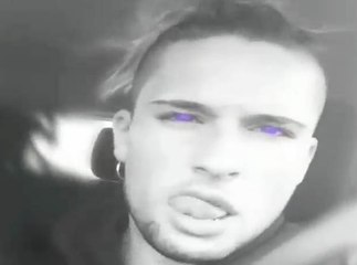 12h55 : Exclu Vidéo : Eddy : Découvrez son regard violet so sexy !