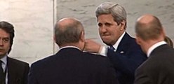 John Kerry'den Dışişleri Bakanlığı Müsteşarı Sinirlioğlu'na 'Yumruk' Şakası
