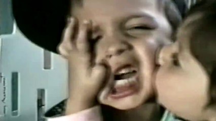 Des enfants qui détestent les bisous - Anti St Valentin