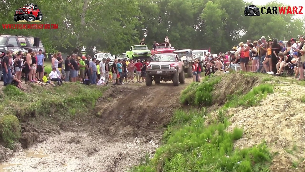 Course de 4x4 dans la boue... Silver Willow Classic Mud Bog Vidéo Dailymotion