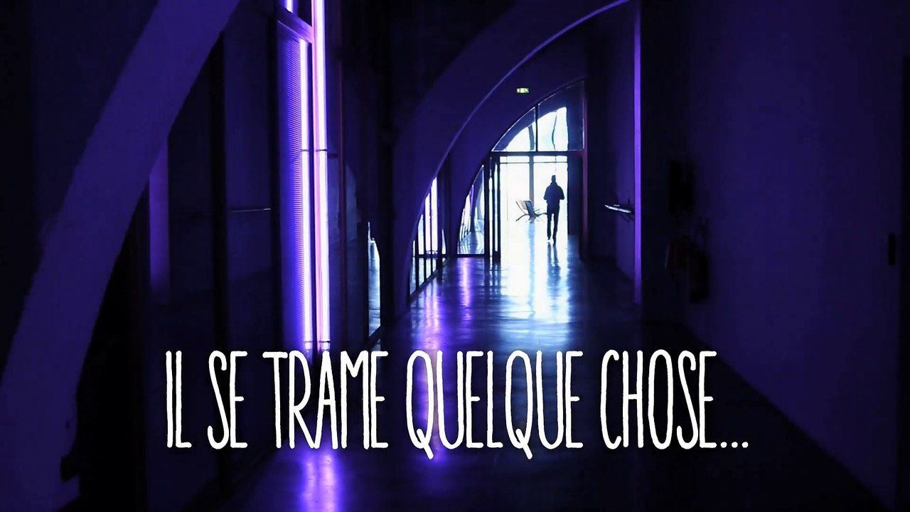 Il se trame quelque chose au 104...