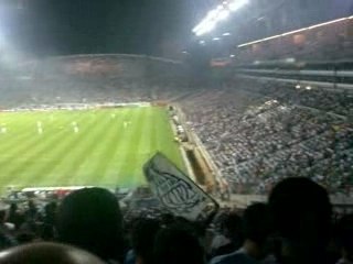 OM-SEDAN - fanatics en folie