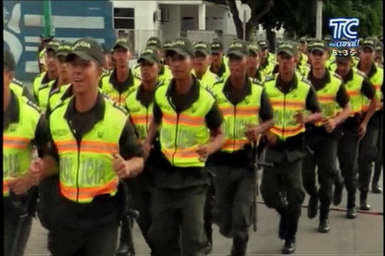 Crónica Viva – Requisa en cárcel de varones de Machala decomisando varias armas