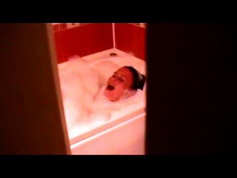 Муж снял жену скрытой камерой!