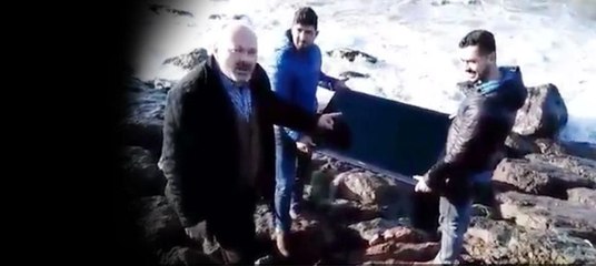 Trabzonspor'a sinirlenen taraftar televizyonunu denize attı