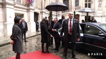 Le président Cubain Raúl Castro Ruz est accueilli à l'Hôtel de Ville de Paris