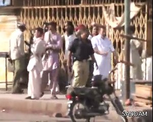 Pakistani Journalist Under Attack Durring Reporting In Lyari