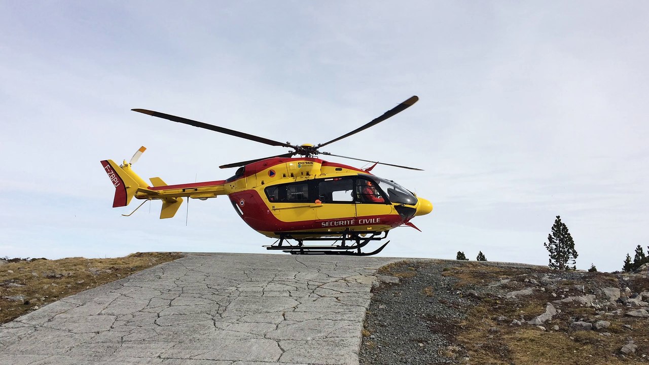 Décollage de l'hélicoptère de la Sécurité civile, Dragon 64