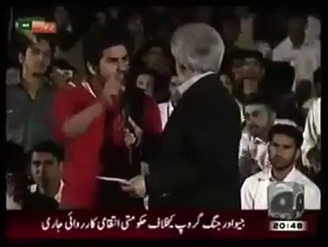 A Guy Blasted On Khawaja Asif For Rigging In Sialkot