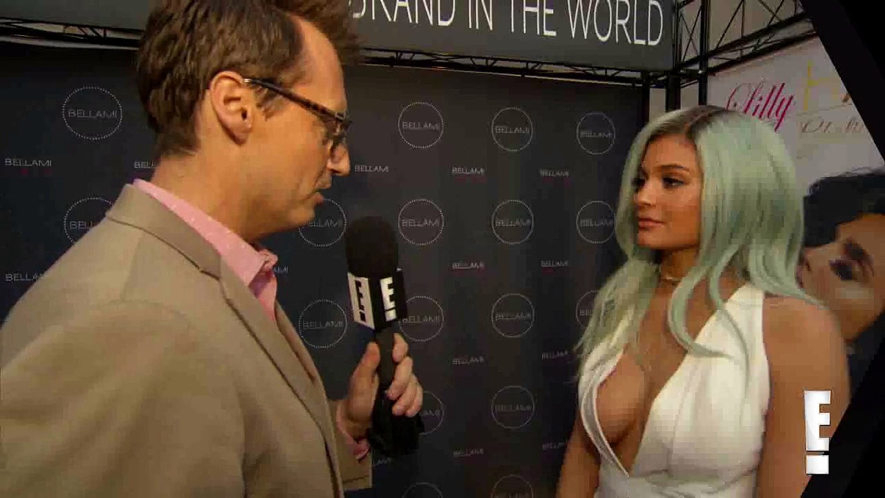 Kylie Jenner Loses a Ton of Weight With One Secret! on Kardashians