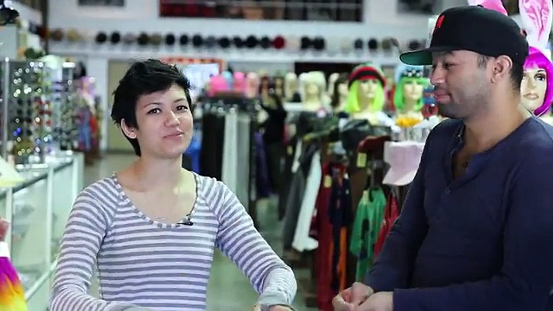 ⁣Lesbians Give Gay Men Wardrobe Makeovers