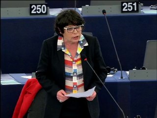 Michèle Rivasi sur les essais cliniques: "Nous nous heurtons à l'opacité des laboratoires!"