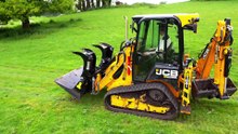 JCB 1CXT The World's smallest backhoe - Now with tracks!