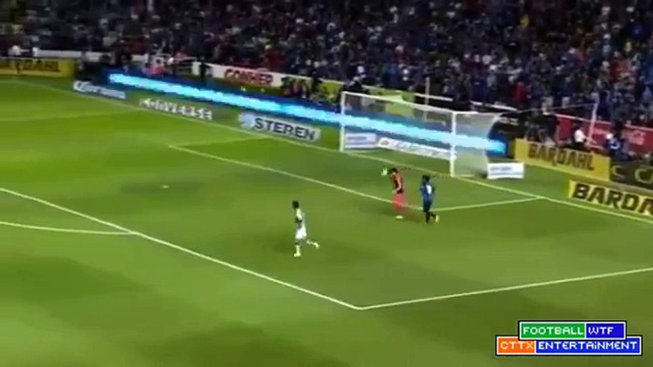 Ronaldinho - Easiest goal in his career