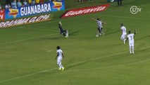 Se entra, ganha placa! Yaca Nuñez tenta golaço genial pelo Botafogo