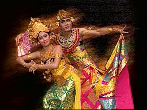 Tari Oleg Temulilingan (Balinese Dance)