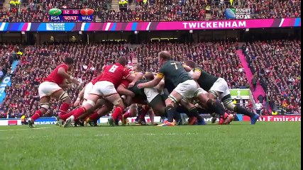Dan Biggar hammers over a drop goal