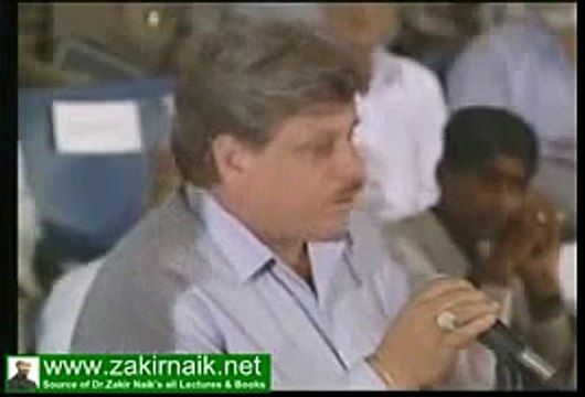 Dr. Zakir Naik Videos. Hindu guy says there should not be other Religions!!