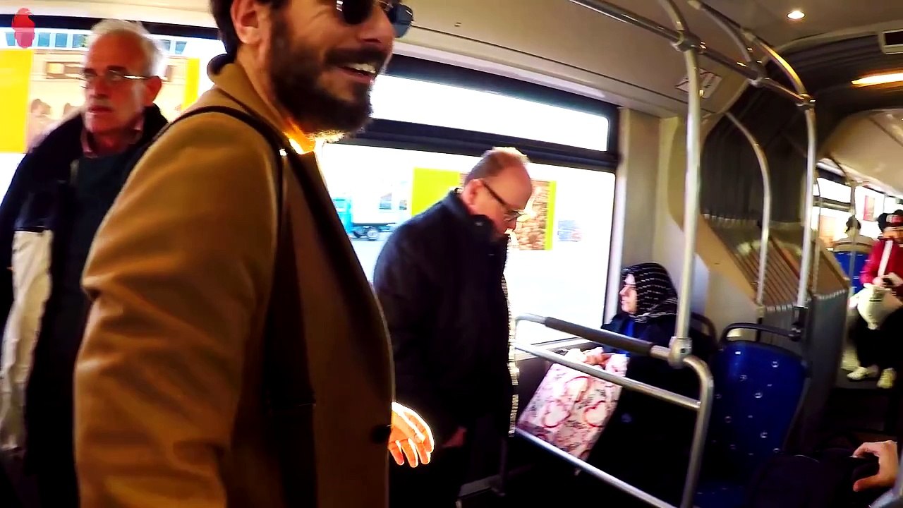 Hayrettin Avusturyayı Trollemeye Gitti