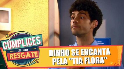 Dinho se encanta pela Tia Flora