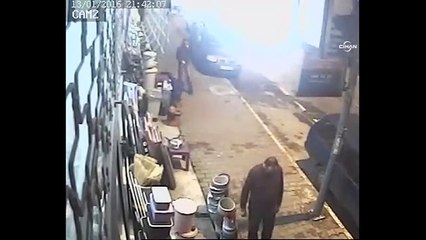 Ucuzluk merkezinden hırsızlık güvenlik kamerasında