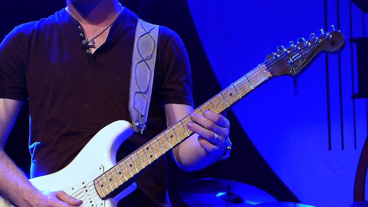 Kenny Wayne Shepherd - "While We Cry" [Live]