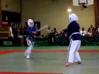 Clarisse en comptant contre la championne en titre