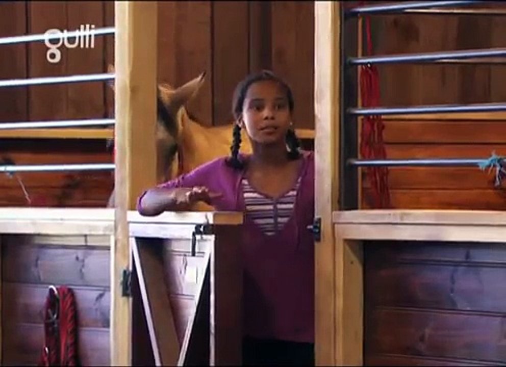 Grand Galop - S03E04 - L\'habit ne fait pas le moine