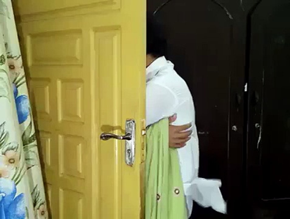 In kay kartot check karay zara - pakistan funny video shughal mela