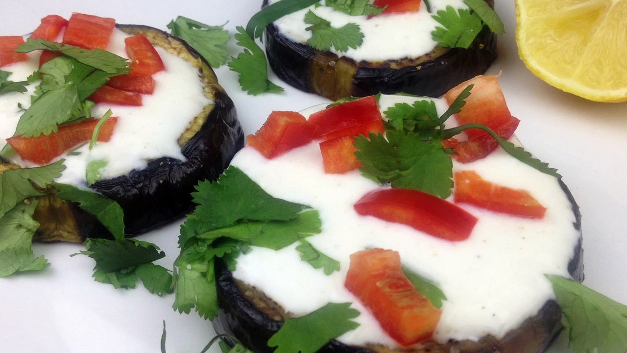 Gebratene Aubergine mit Joghurtsauce - Rezept