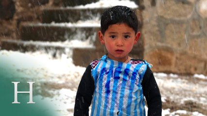 El niño que emocionó a Messi ya tiene su camiseta