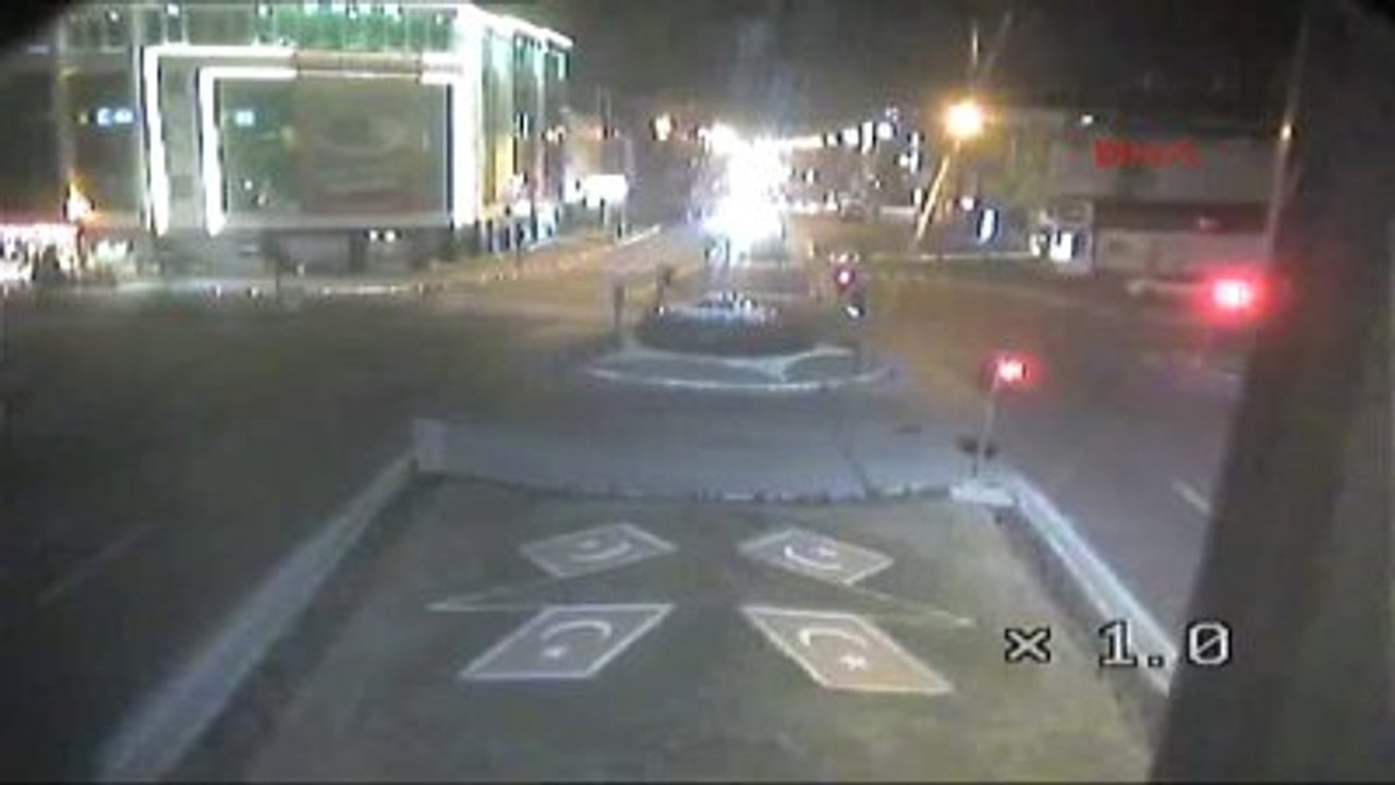 Erzincan Trafik Kazalarını Mobese Kameraları Kaydetti